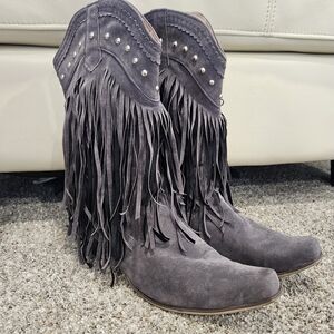 Fringed Suede Western Boots - Gray